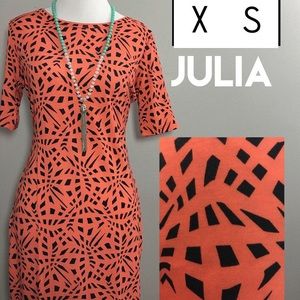 XS Lularoe Julia